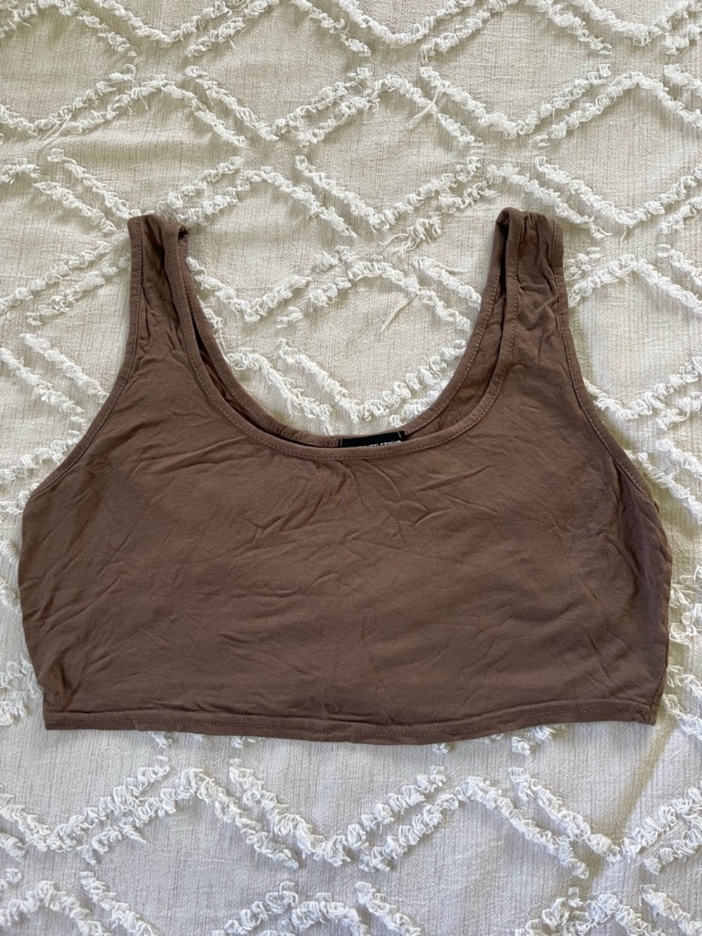 PrettyLittleThing Cropped Tank Top